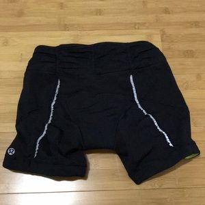 Super cute Lululemon bike shorts